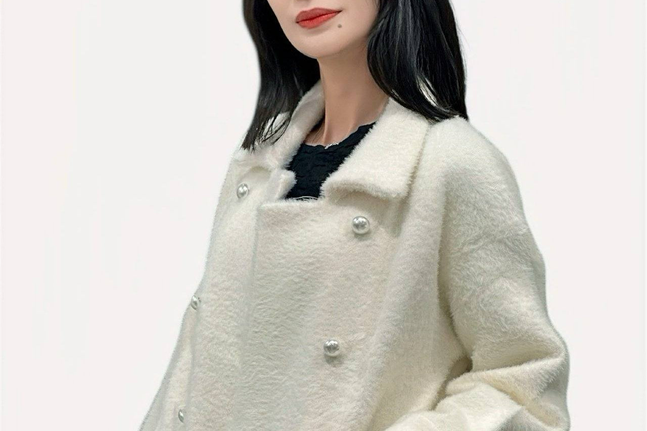 Luxury DB Coat (Classic Creme)